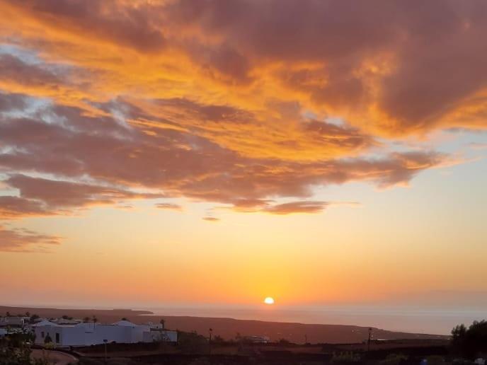 Apartamento Con Terraza Y Jardin Las Breñas Buitenkant foto